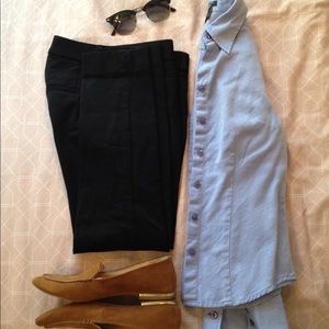 Ann Taylor Light blue button up shirt 00p